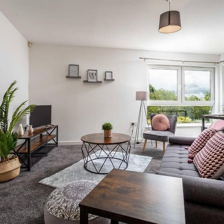 Walker Suite No 60 - Donnini Apartments Kilmarnock Exteriör bild