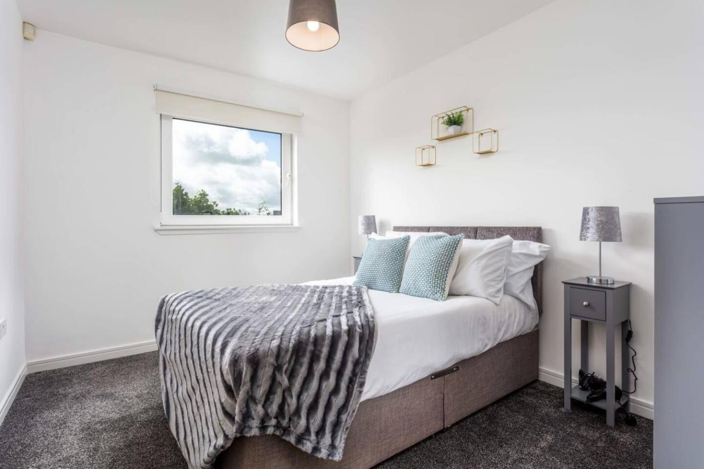 Walker Suite No 60 - Donnini Apartments Kilmarnock Exteriör bild